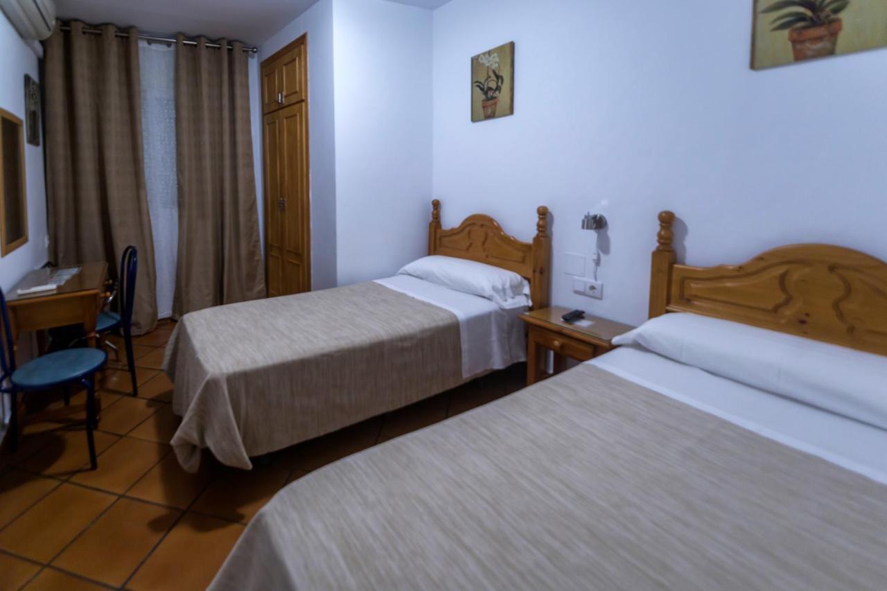 ماربيا Hostal San Ramon المظهر الخارجي الصورة